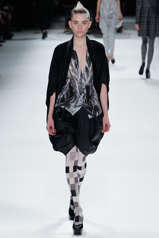 Issey Miyake Fall 2011 RTW / We Good Looking